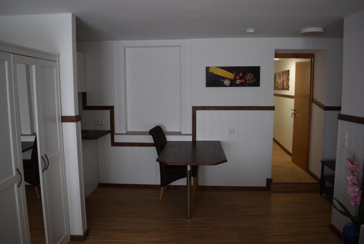 Apartments Mit Klimaanlage Am Neckarufer, Schoene Aussicht Бад-Фрідріхсхалль Екстер'єр фото